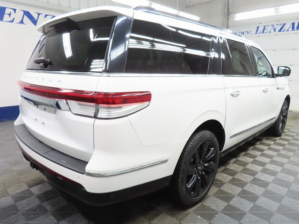 2024 Lincoln Navigator L Reserve 4WD Fond du Lac WI