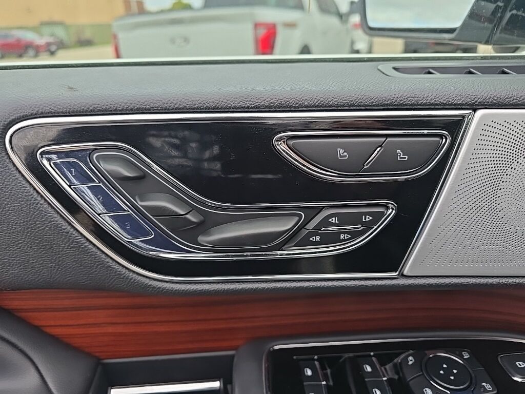 2024 Lincoln Navigator L Reserve 4WD Fond du Lac WI