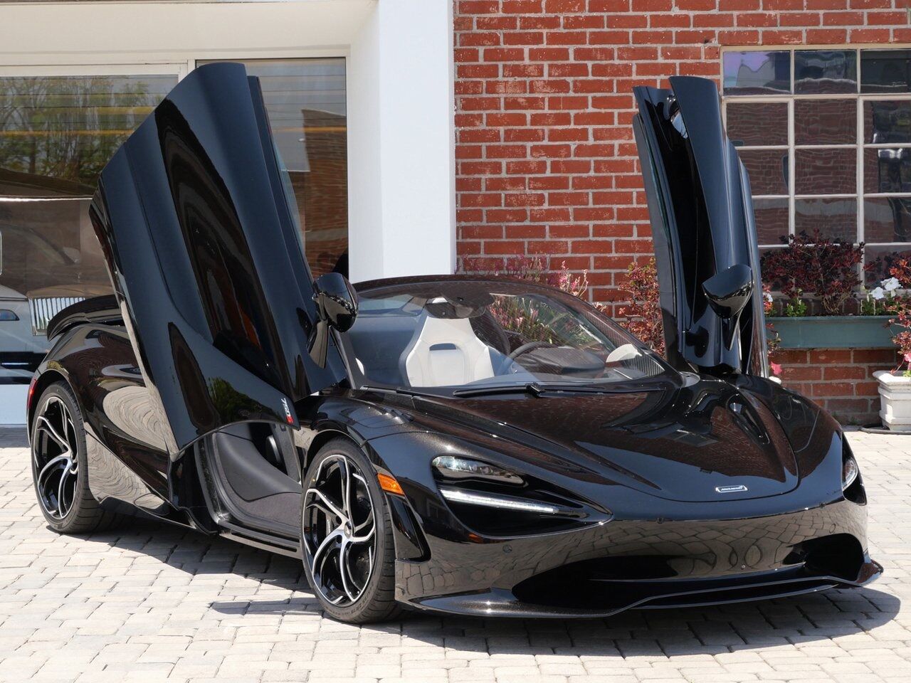 2024 McLaren 750S Spider Spider Lawrence KS