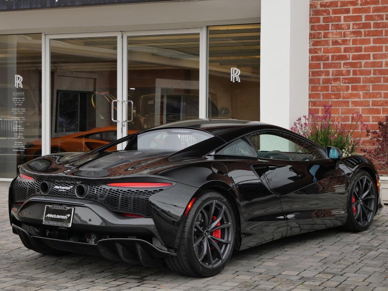 2024 McLaren Artura Performance Performance Lawrence KS