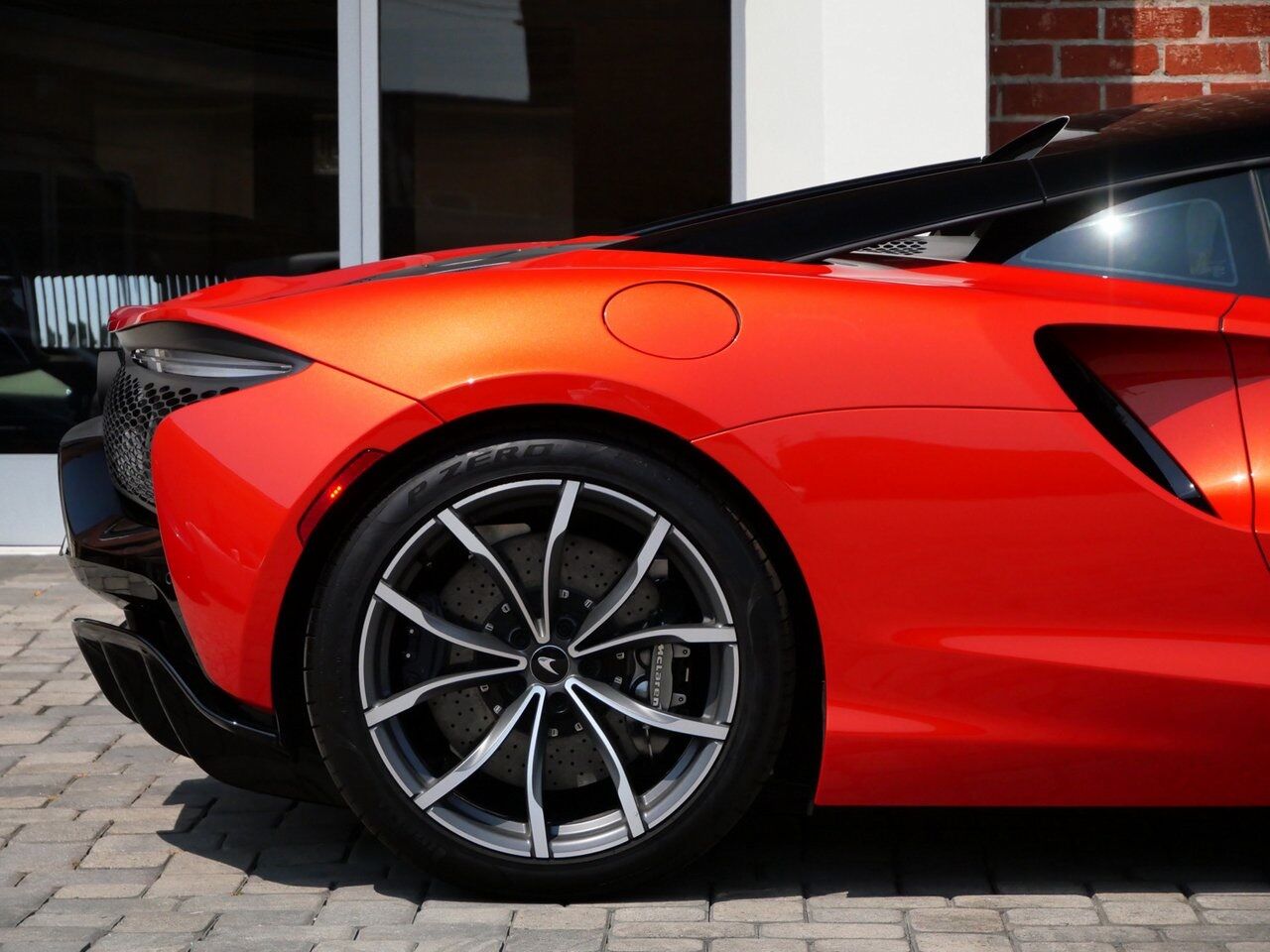2024 McLaren Artura TechLux TechLux Lawrence KS