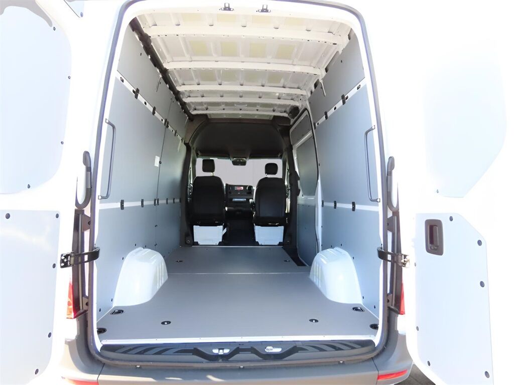 2024 Mercedes-Benz Sprinter 2500 Cargo 144 WB San Clemente CA