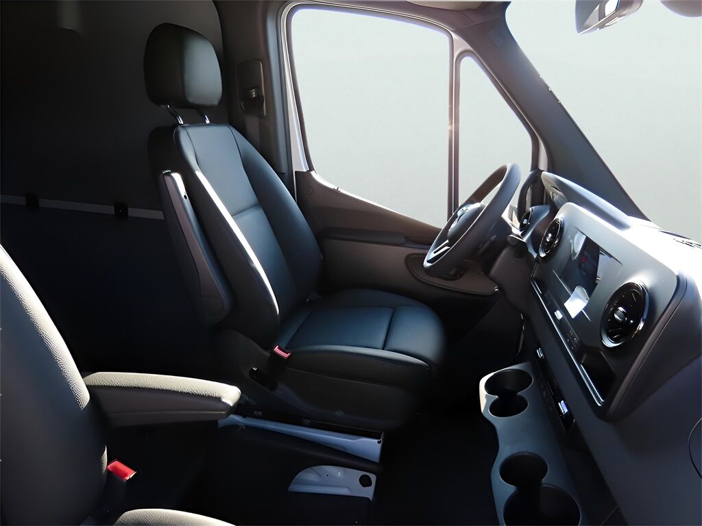 2024 Mercedes-Benz Sprinter 2500 Cargo 144 WB San Clemente CA