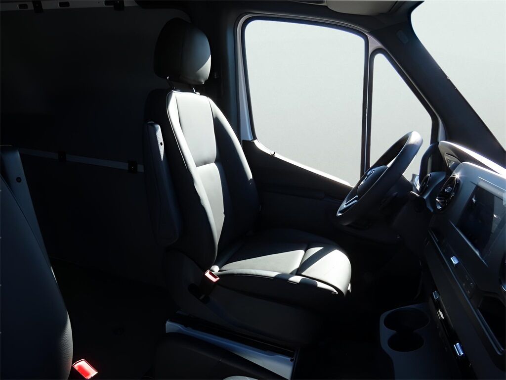 2024 Mercedes-Benz Sprinter 2500 Cargo 144 WB San Clemente CA