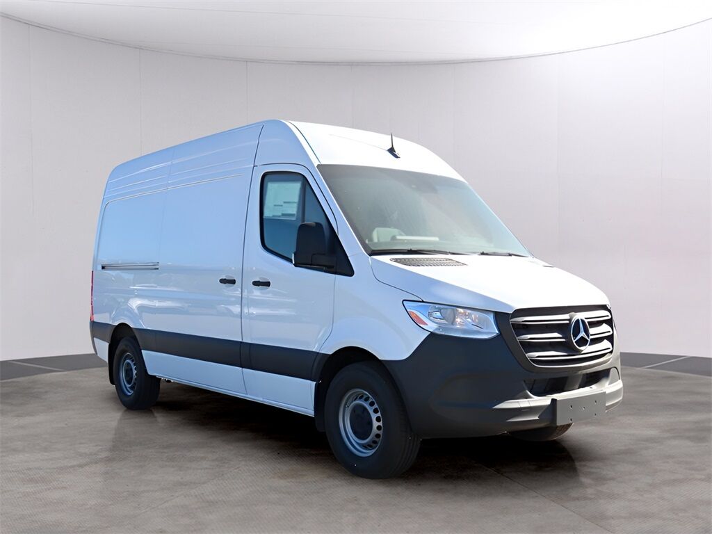2024 Mercedes-Benz Sprinter 2500 Cargo 144 WB San Clemente CA