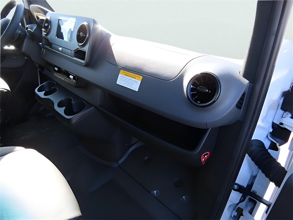 2024 Mercedes-Benz Sprinter 2500 Cargo 144 WB San Clemente CA