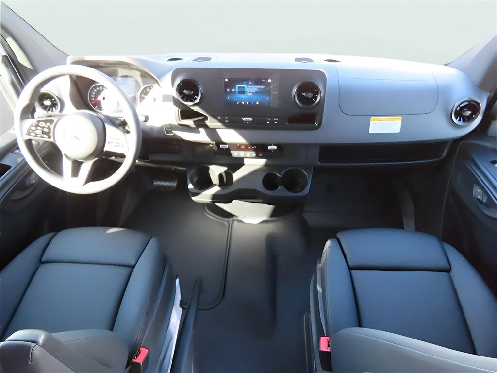 2024 Mercedes-Benz Sprinter 2500 Cargo 144 WB San Clemente CA