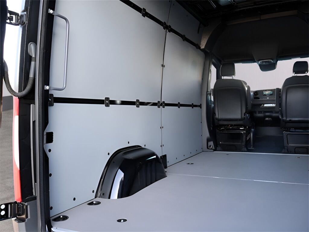 2024 Mercedes-Benz Sprinter 2500 Cargo 144 WB San Clemente CA