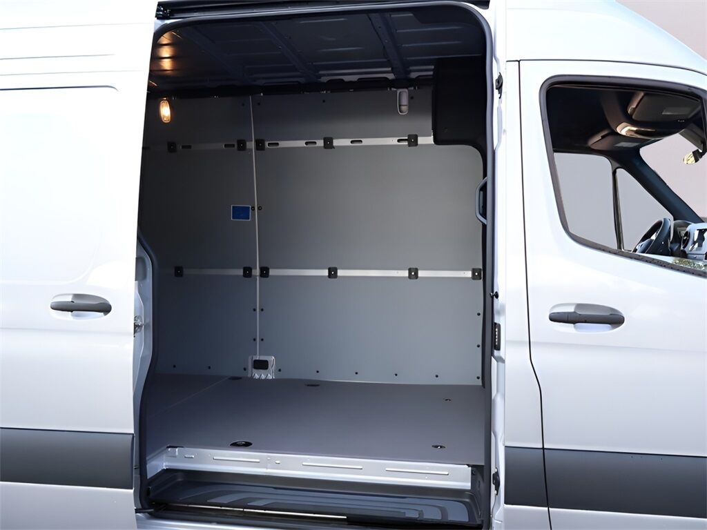 2024 Mercedes-Benz Sprinter 2500 Cargo 170 WB San Clemente CA