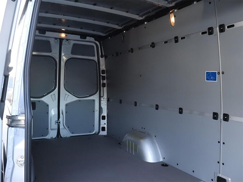 2024 Mercedes-Benz Sprinter 2500 Cargo 170 WB San Clemente CA