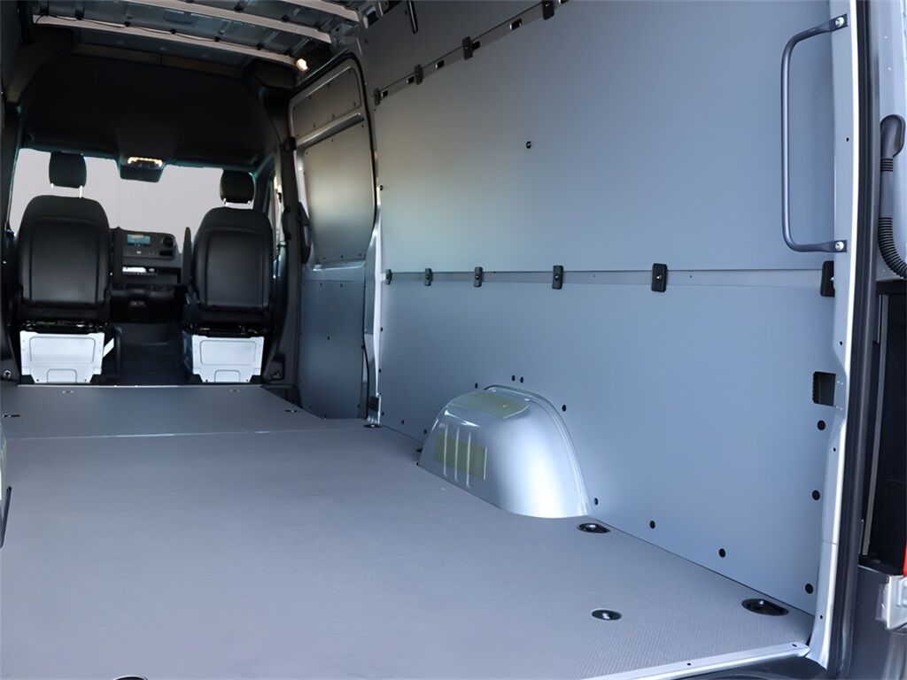 2024 Mercedes-Benz Sprinter 2500 Cargo 170 WB San Clemente CA