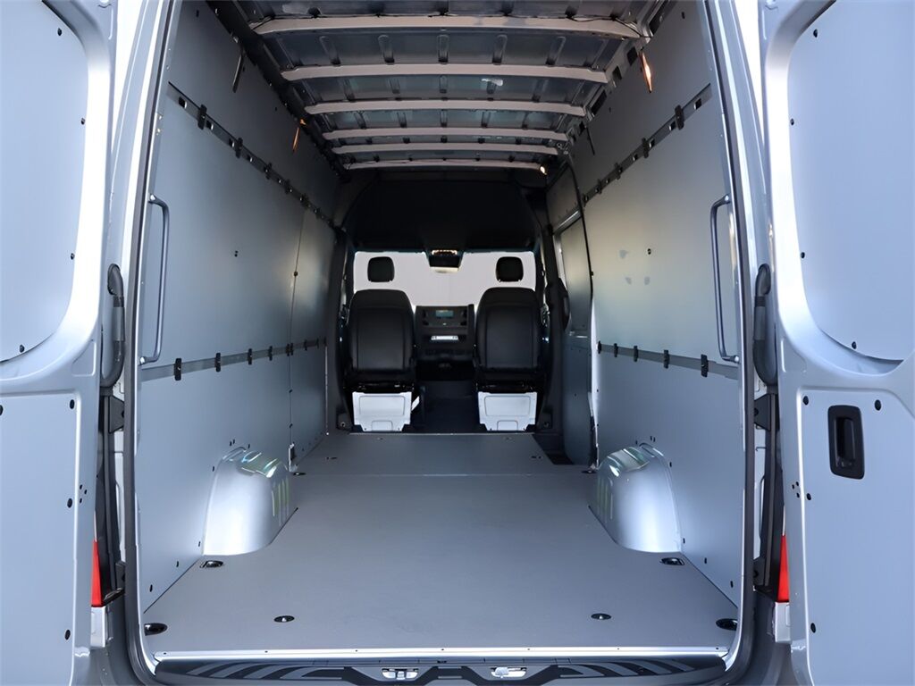 2024 Mercedes-Benz Sprinter 2500 Cargo 170 WB San Clemente CA