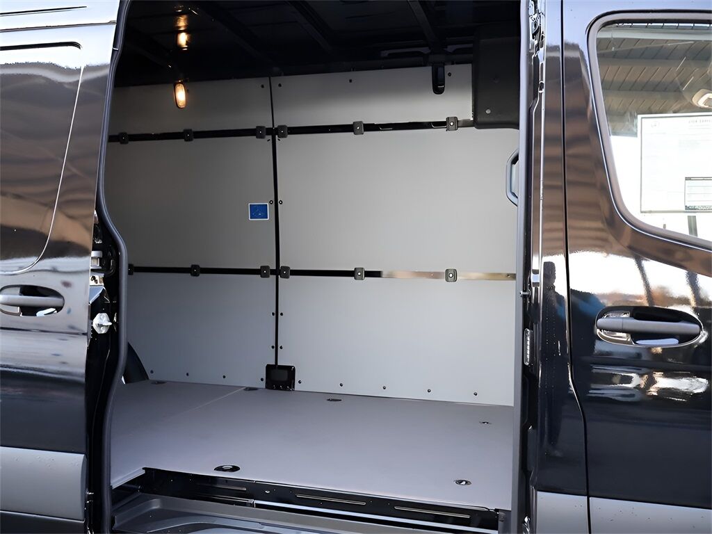 2024 Mercedes-Benz Sprinter 2500 Cargo 170 WB San Clemente CA