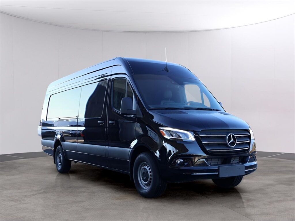 2024 Mercedes-Benz Sprinter 2500 Cargo 170 WB San Clemente CA