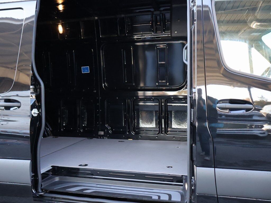 2024 Mercedes-Benz Sprinter 2500 Cargo 170 WB San Clemente CA