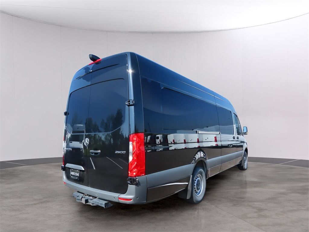 2024 Mercedes-Benz Sprinter 2500 Cargo 170 WB San Clemente CA