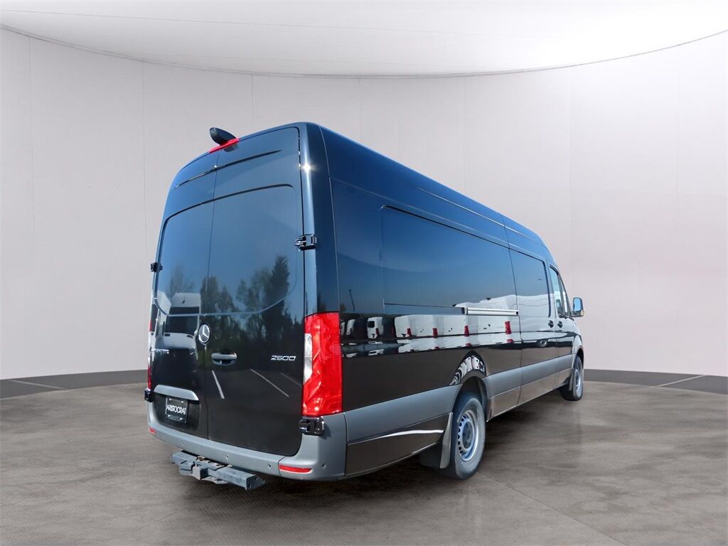 2024 Mercedes-Benz Sprinter 2500 Cargo 170 WB San Clemente CA