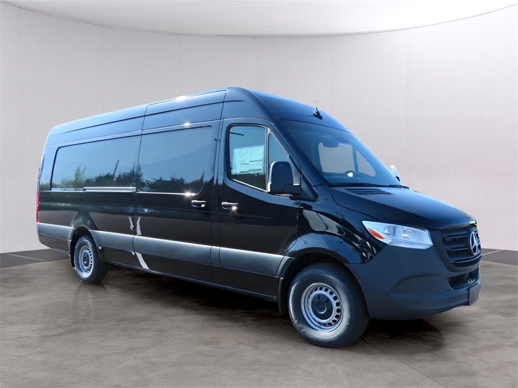 2024 Mercedes-Benz Sprinter 2500 Cargo 170 WB San Clemente CA