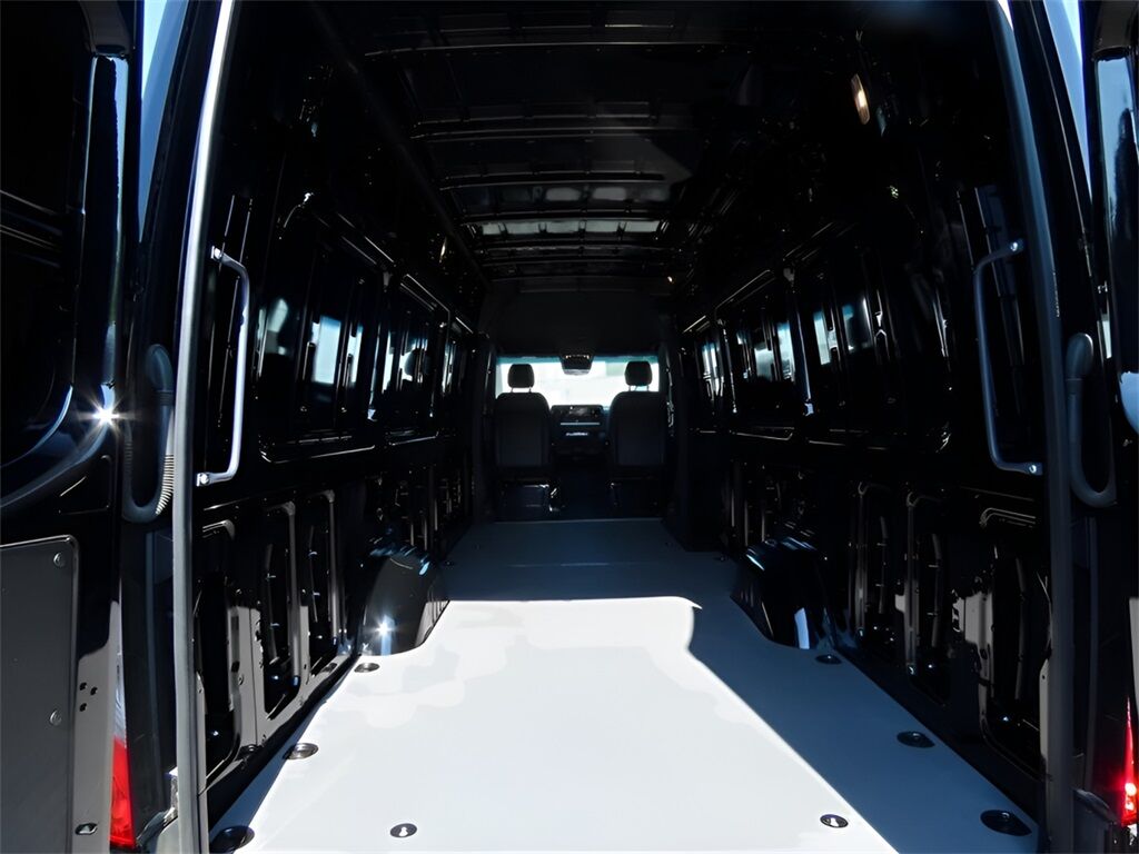 2024 Mercedes-Benz Sprinter 2500 Cargo 170 WB San Clemente CA