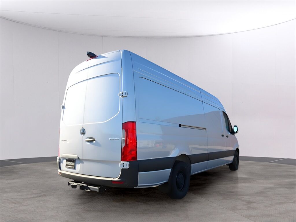 2024 Mercedes-Benz Sprinter 2500 Cargo 170 WB San Clemente CA