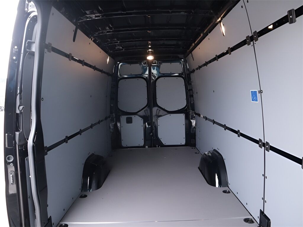 2024 Mercedes-Benz Sprinter 2500 Cargo 170 WB San Clemente CA