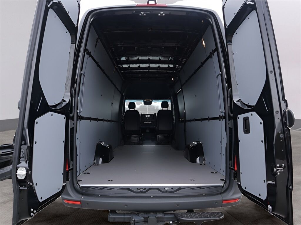 2024 Mercedes-Benz Sprinter 2500 Cargo 170 WB San Clemente CA