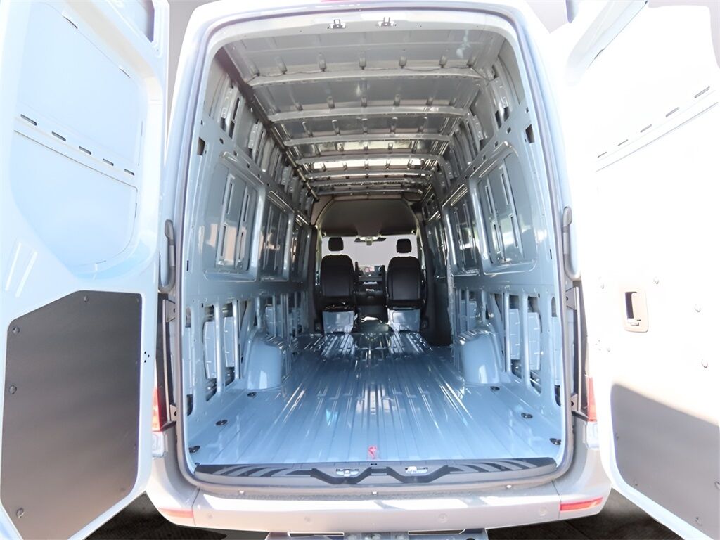 2024 Mercedes-Benz Sprinter 2500 Cargo 170 WB San Clemente CA
