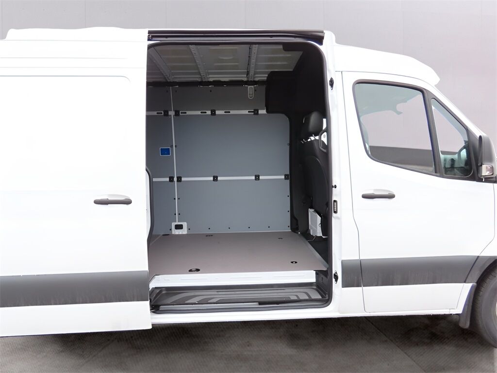 2024 Mercedes-Benz Sprinter 2500 Cargo 170 WB San Clemente CA