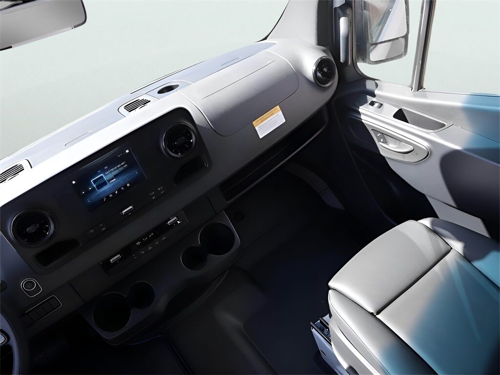 2024 Mercedes-Benz Sprinter 2500 Cargo 170 WB San Clemente CA