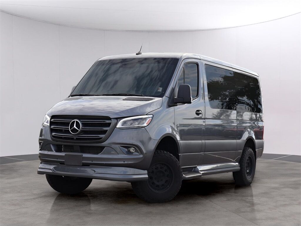 2024 Mercedes-Benz Sprinter 2500 EXPLORER Cargo 144 WB