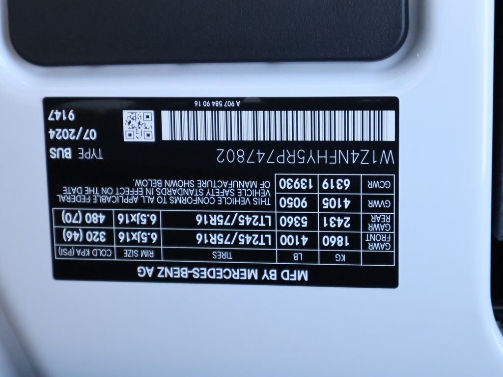 2024 Mercedes-Benz Sprinter 2500 Passenger 144 WB San Clemente CA