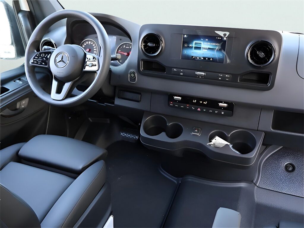 2024 Mercedes-Benz Sprinter 2500 Passenger 144 WB San Clemente CA