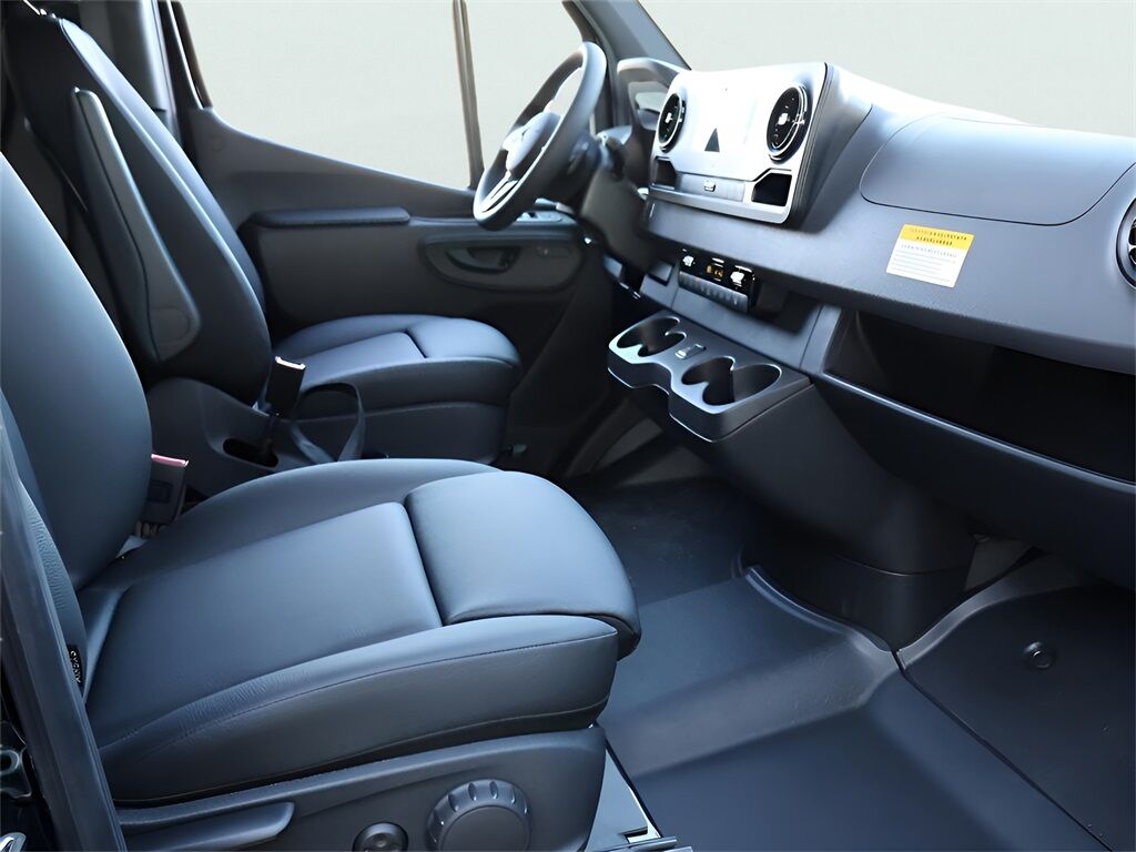 2024 Mercedes-Benz Sprinter 2500 Passenger 144 WB San Clemente CA