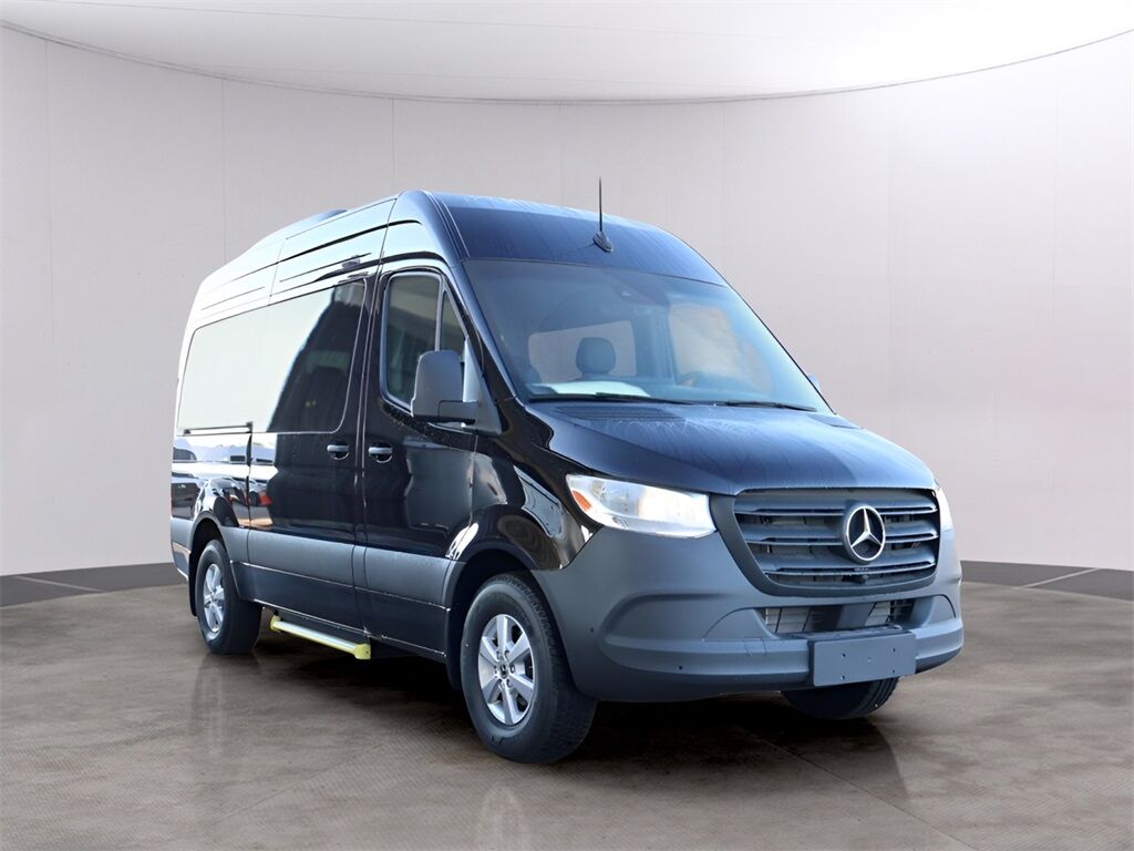 2024 Mercedes-Benz Sprinter 2500 Passenger 144 WB San Clemente CA