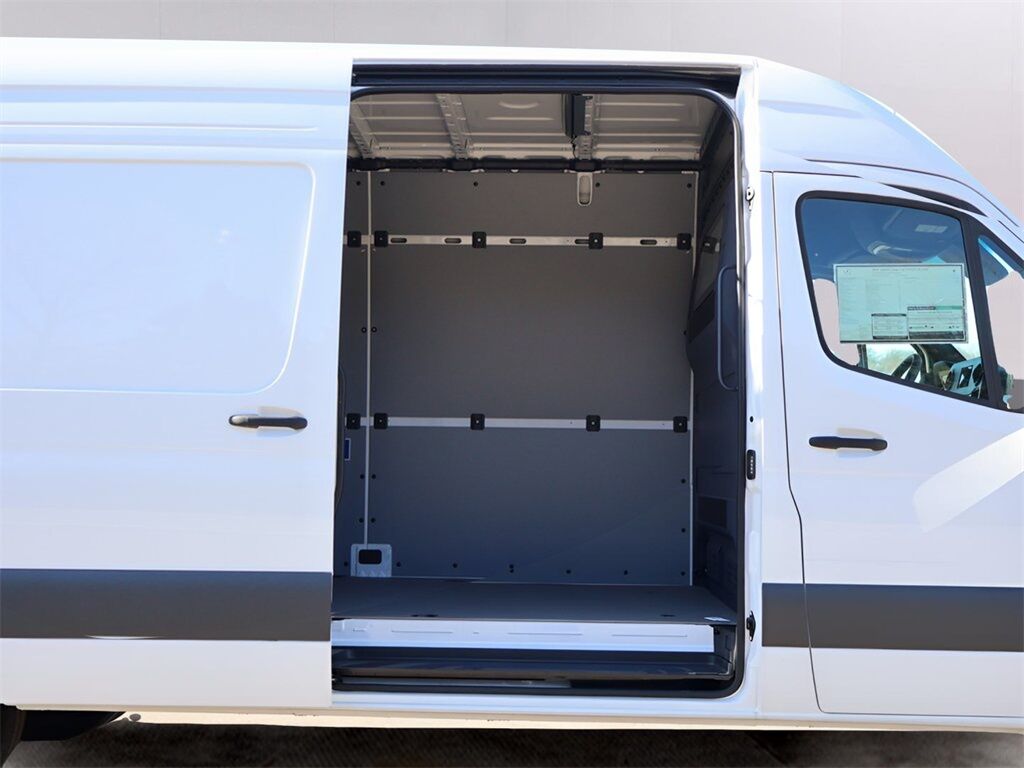 2024 Mercedes-Benz Sprinter 3500 Cargo 170 WB Extended San Clemente CA