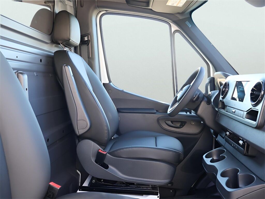 2024 Mercedes-Benz Sprinter 3500 Cargo 170 WB Extended San Clemente CA