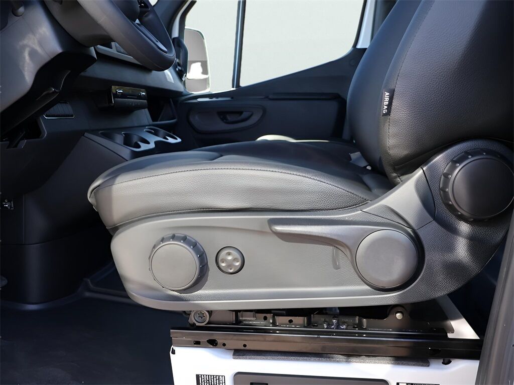 2024 Mercedes-Benz Sprinter 3500 Cargo 170 WB Extended San Clemente CA