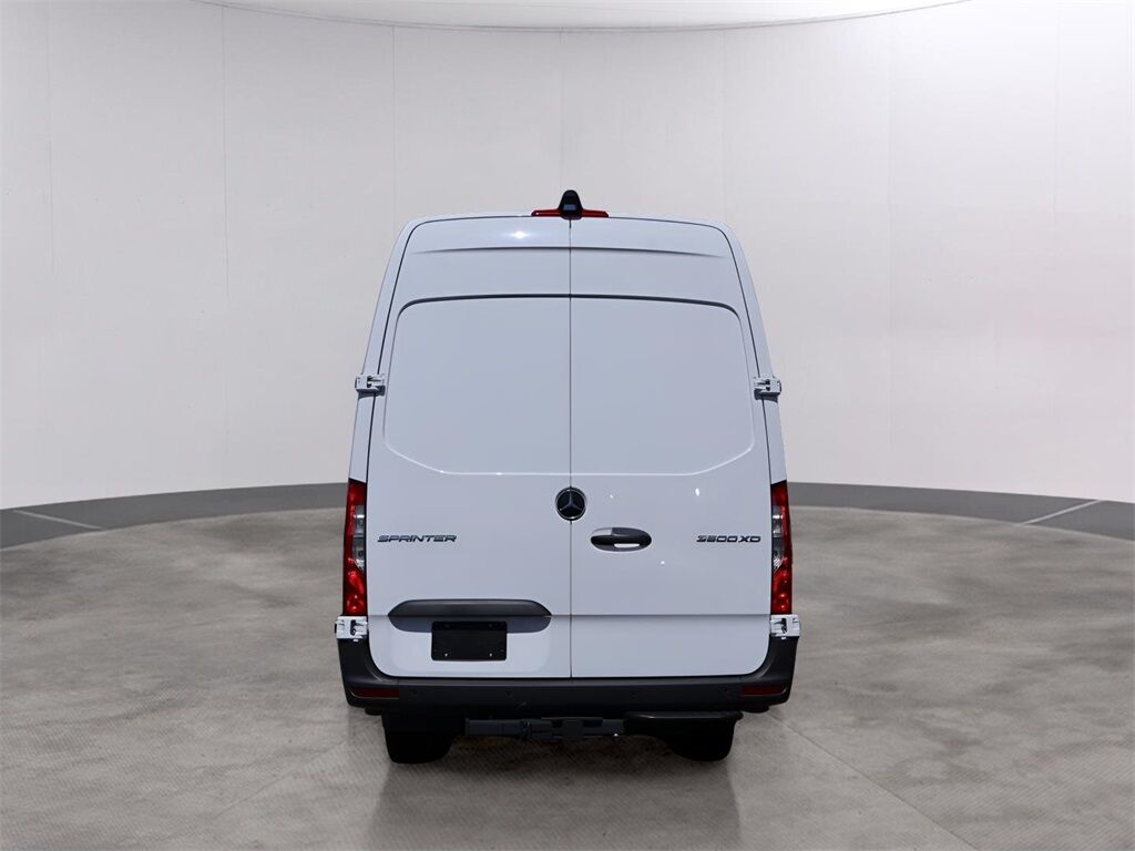 2024 Mercedes-Benz Sprinter 3500 Cargo 170 WB San Clemente CA