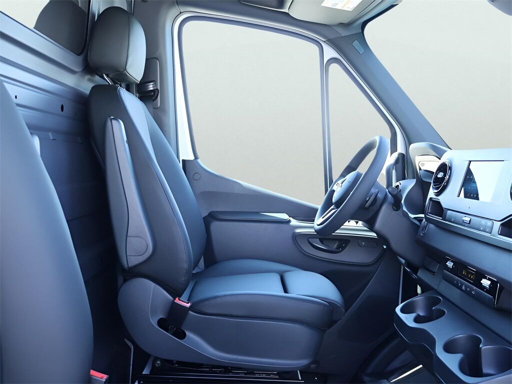 2024 Mercedes-Benz Sprinter 3500 Cargo 170 WB San Clemente CA