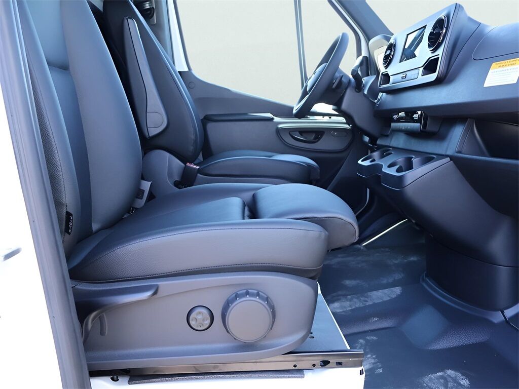 2024 Mercedes-Benz Sprinter 3500 Cargo 170 WB San Clemente CA