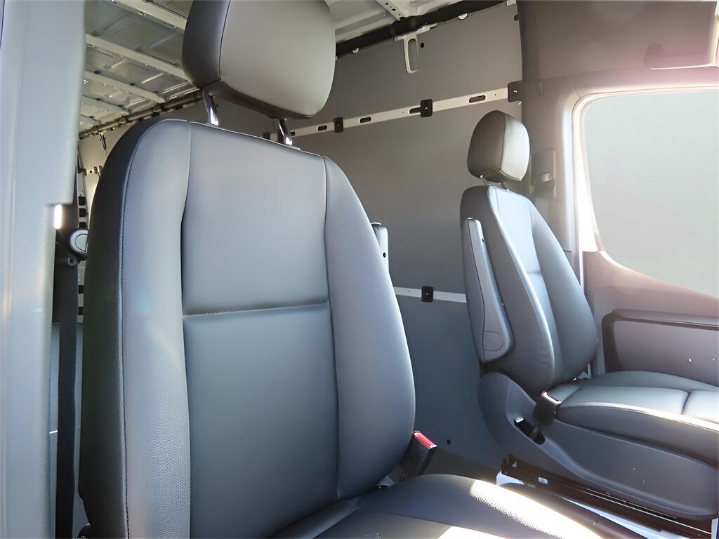2024 Mercedes-Benz Sprinter 3500 Cargo 170 WB San Clemente CA
