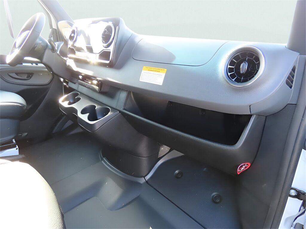 2024 Mercedes-Benz Sprinter 3500 Cargo 170 WB San Clemente CA