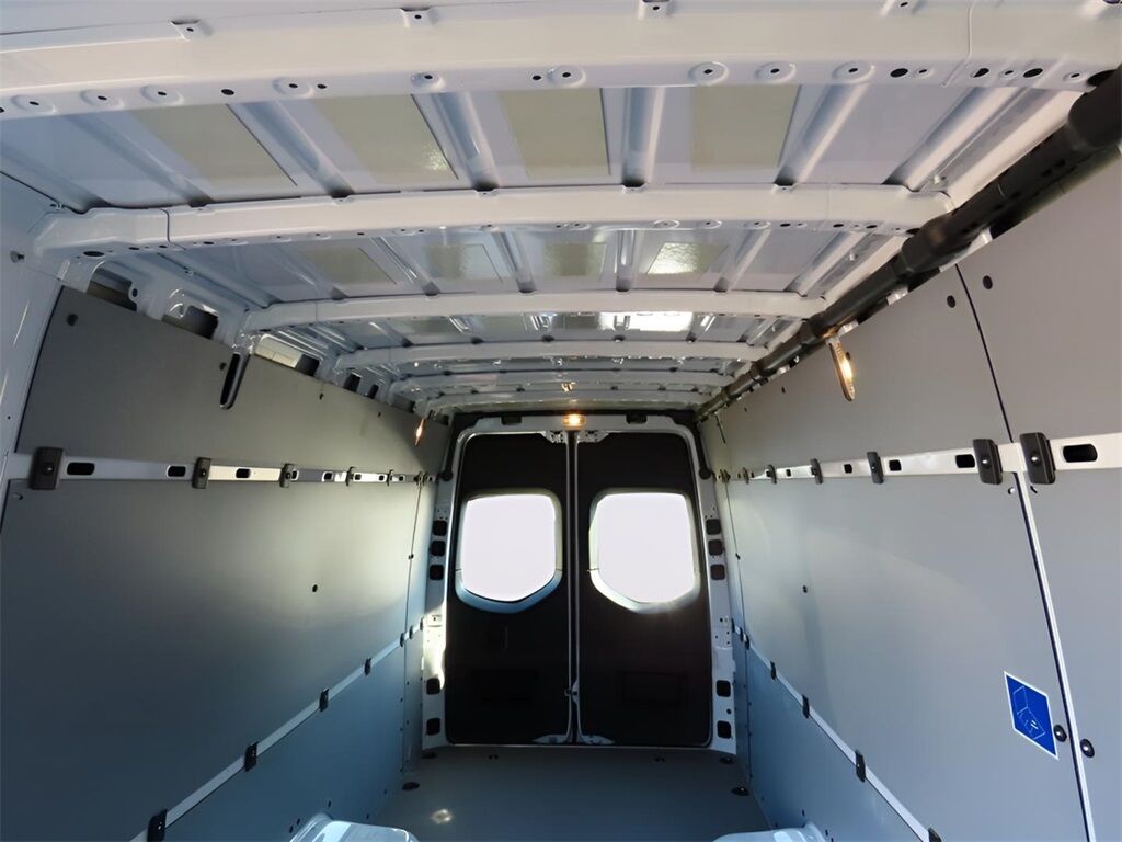 2024 Mercedes-Benz Sprinter 3500 Cargo 170 WB San Clemente CA