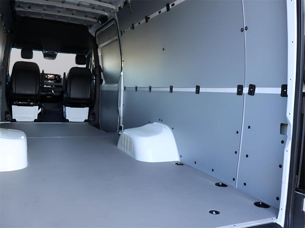 2024 Mercedes-Benz Sprinter 3500 Cargo 170 WB San Clemente CA
