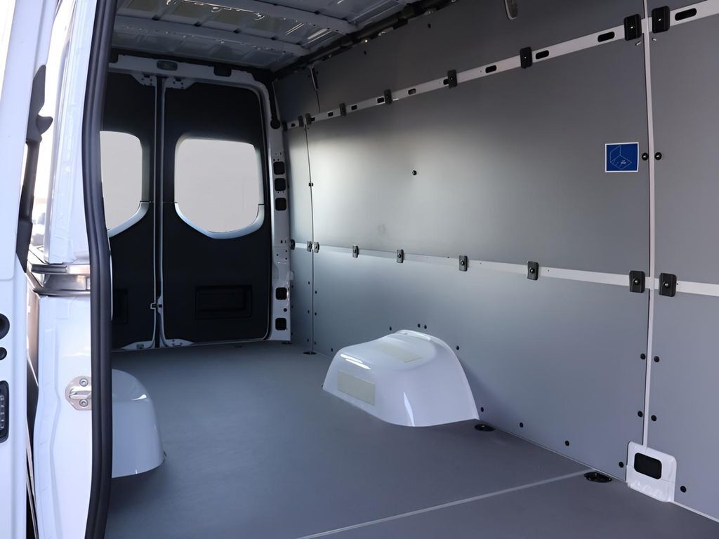 2024 Mercedes-Benz Sprinter 3500 Cargo 170 WB San Clemente CA