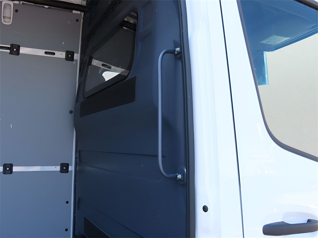 2024 Mercedes-Benz Sprinter 3500 Cargo 170 WB San Clemente CA