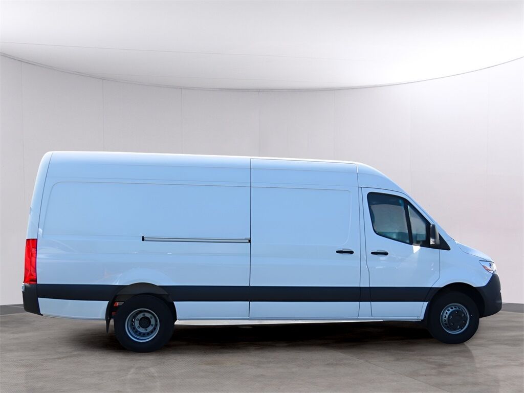 2024 Mercedes-Benz Sprinter 3500 Cargo 170 WB San Clemente CA