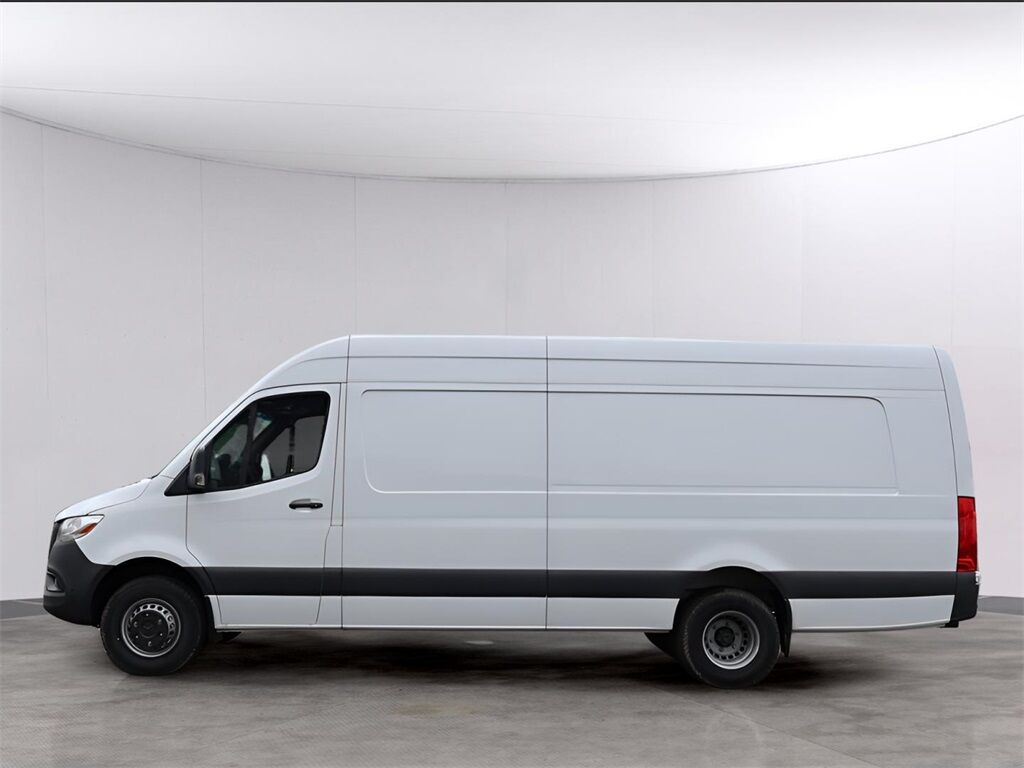 2024 Mercedes-Benz Sprinter 3500 Cargo 170 WB San Clemente CA