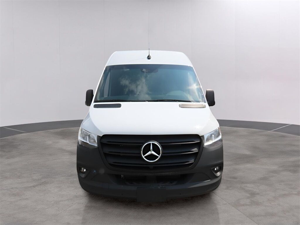 2024 Mercedes-Benz Sprinter 3500 Cargo 170 WB