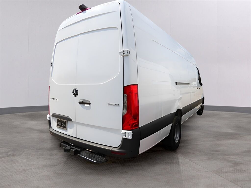 2024 Mercedes-Benz Sprinter 3500 Cargo 170 WB San Clemente CA